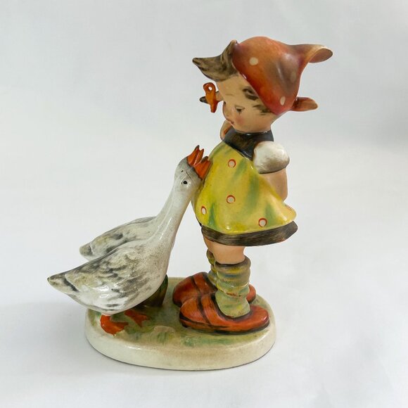 Goebel Hummel TMK2 Early 1950's Goose Girl Figurine, Early Mark Germany - Picture 2 of 9